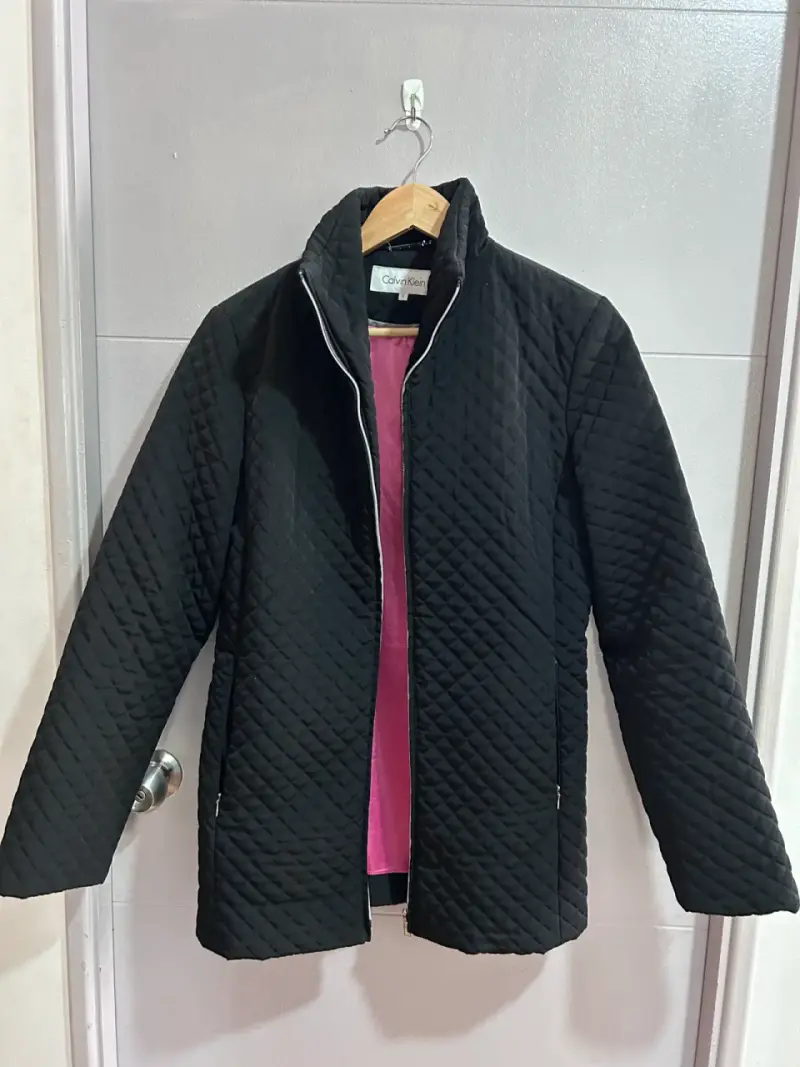 Chaqueta acolchada Calvin Klein negra - 1