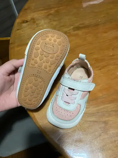 Zapatillas Trepa  talla 22 - miniatura 3
