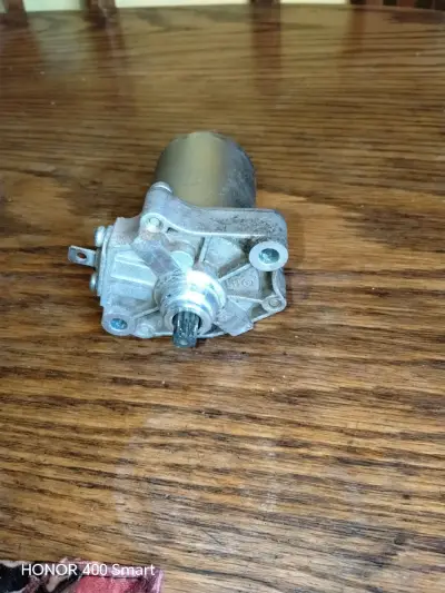 Motor de motocicleta usado en buen estado - miniatura 3