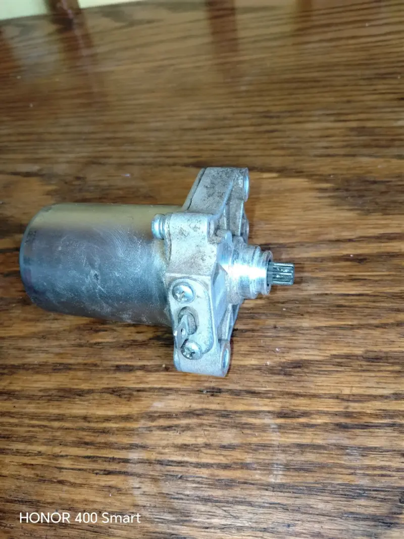 Motor de motocicleta usado en buen estado - 5