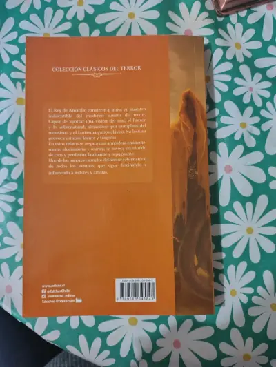 Libro El Rey de Amarillo - Clásicos del Terror - miniatura 1