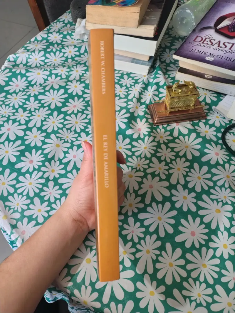 Libro El Rey de Amarillo - Clásicos del Terror - 2