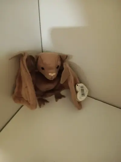Tierno oso de peluche marrón con lazo rojo - miniatura 2