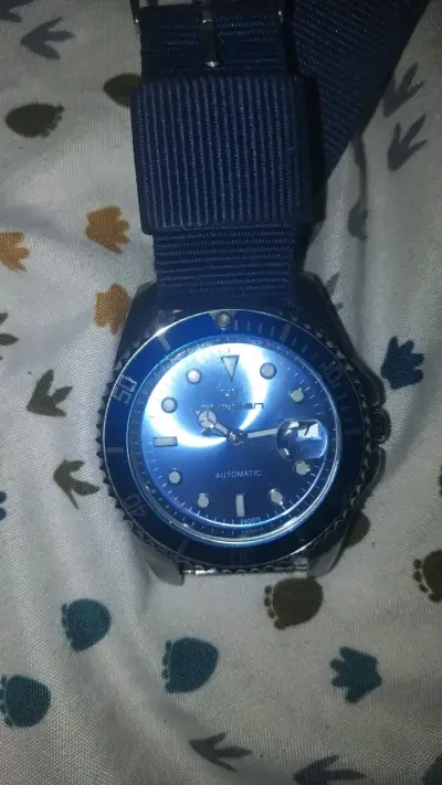 Reloj automático azul con correa de tela - miniatura 2
