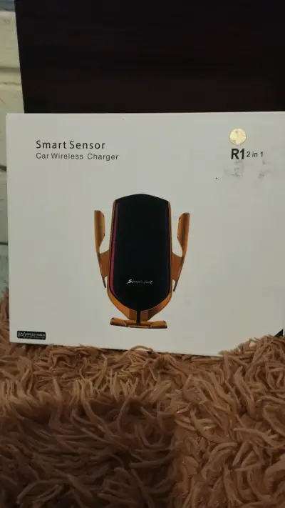 Cargador inalámbrico para auto Smart Sensor - miniatura 1