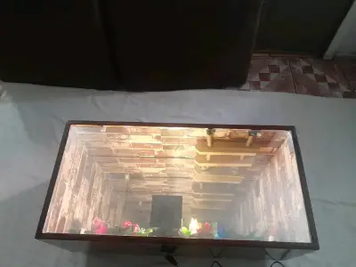 Mesa de centro con espejo - miniatura 4