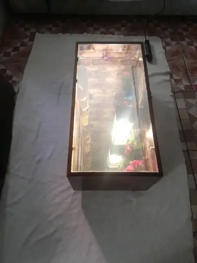Mesa de centro con espejo - miniatura 6
