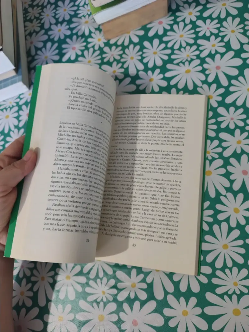 Libro 'Michelle' de Elizabeth Subercaseaux - 5
