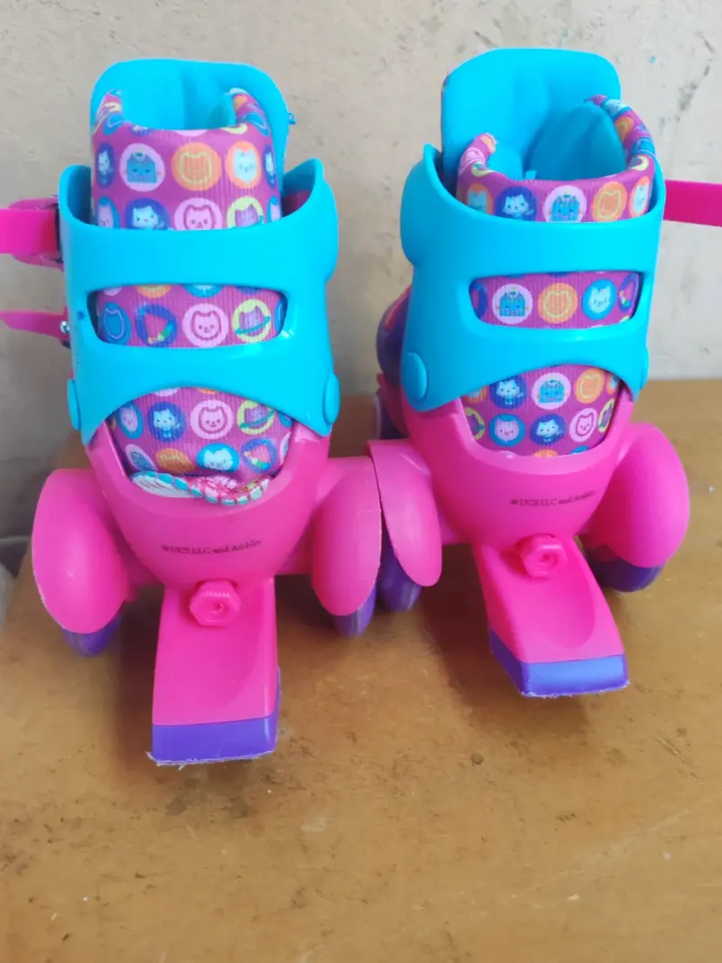 Patines infantiles ajustables personaje Gaby - 2