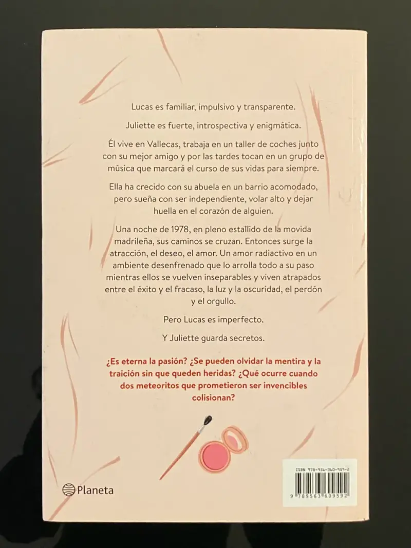 Libro 'Tú y yo, invencibles' de Alice Kellen - 3