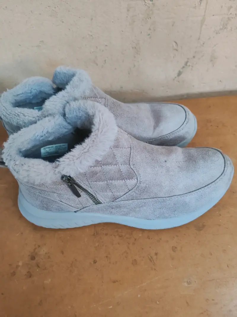 Botines de invierno cafe claro con forro de felpa - 2