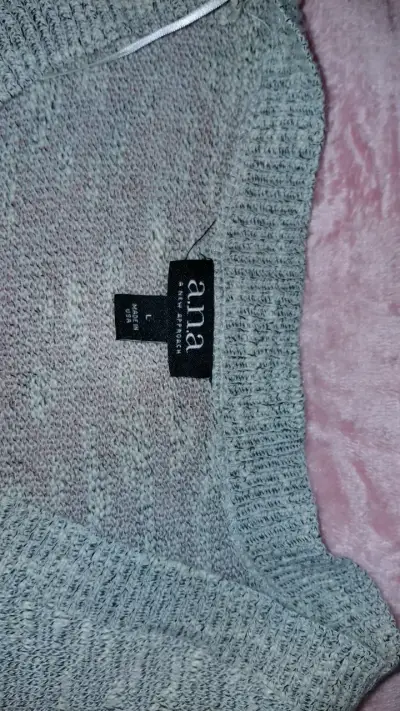 Cardigan gris con botones de mujer - miniatura 2