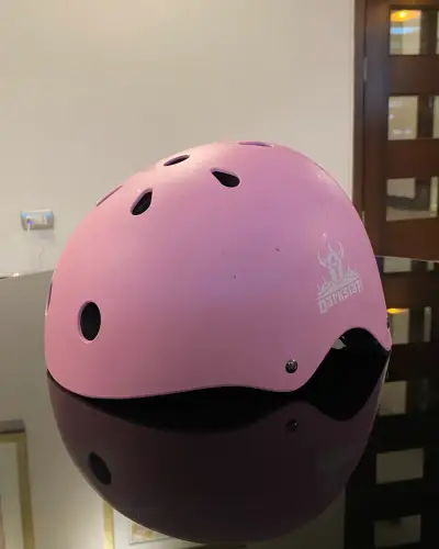 Casco rosa Darkstar - miniatura 1