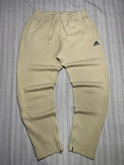 Pantalones deportivos beige Adidas - miniatura 1