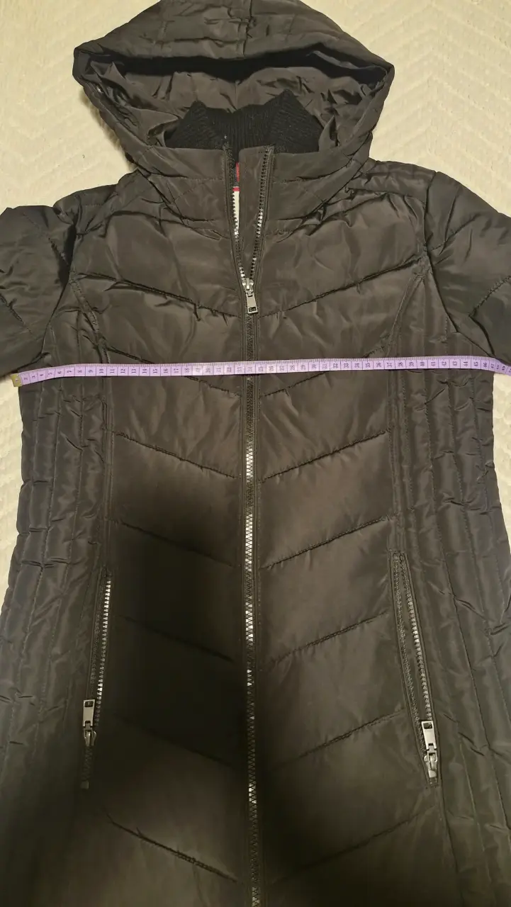 Parka negra con capucha Tommy Hilfiger - 4