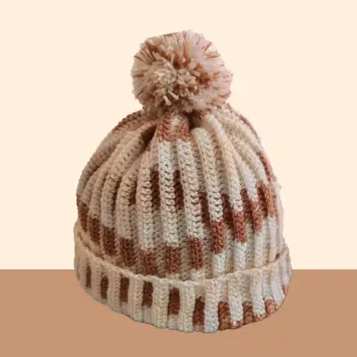 Lindos gorros de lana tejidos a crochet - miniatura 2
