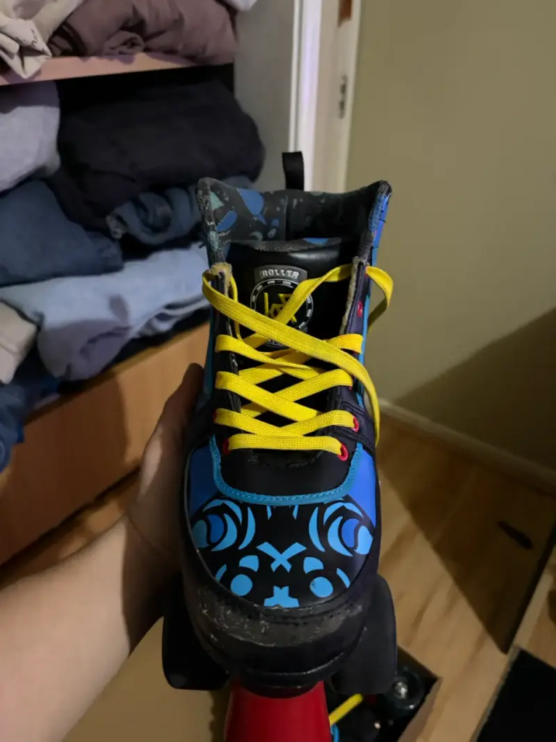 Patines de cuatro ruedas - 2
