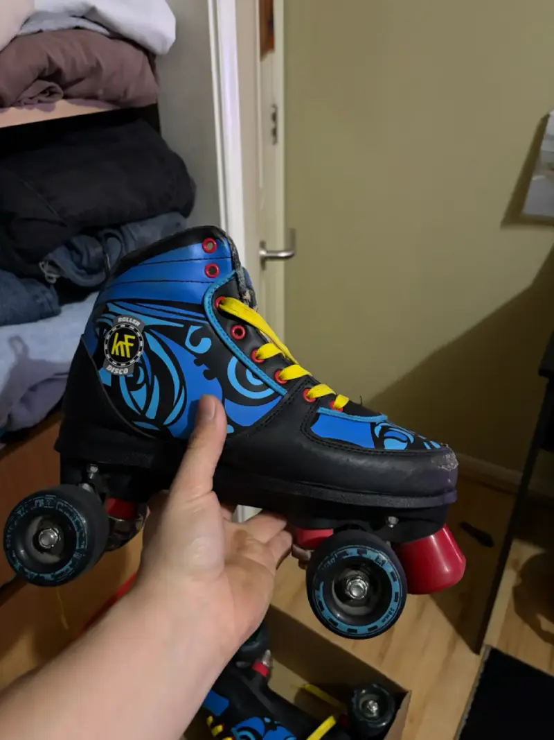 Patines de cuatro ruedas - 4