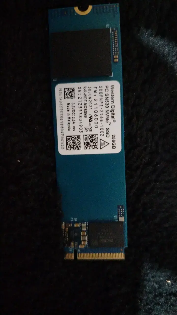 SSD Western Digital 256GB NVMe M.2 - 1