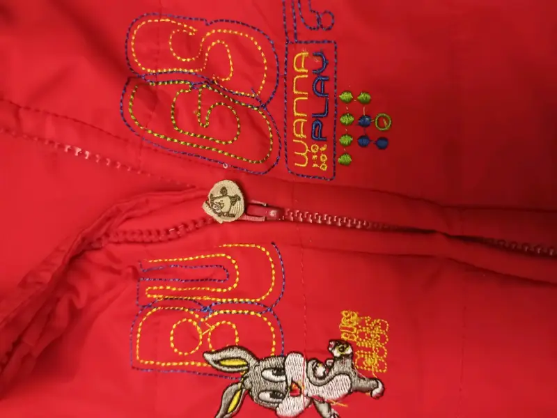 Chaqueta infantil roja Bugs Bunny 6-9 meses - 3