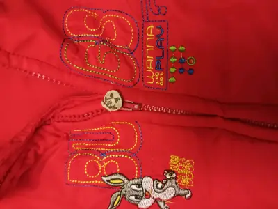 Chaqueta infantil roja Bugs Bunny 6-9 meses - miniatura 3