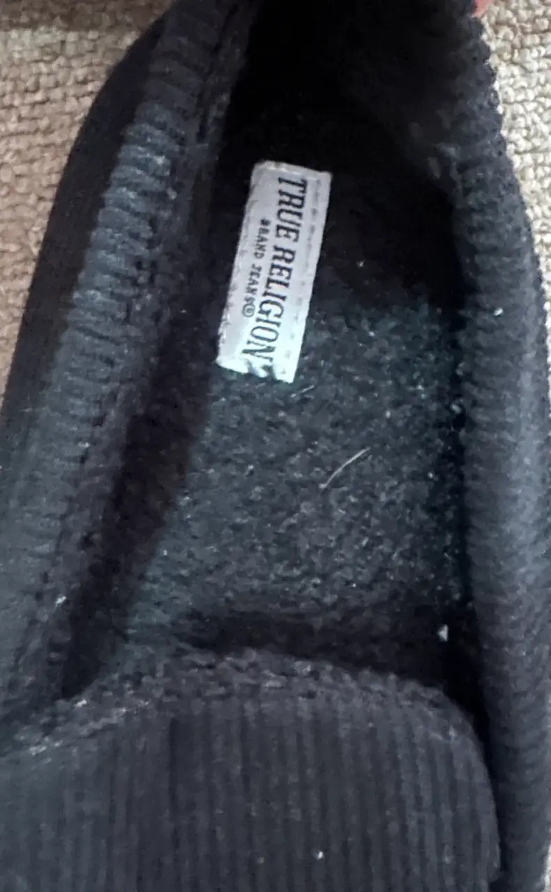 Pantuflas negras marca true religión - 3