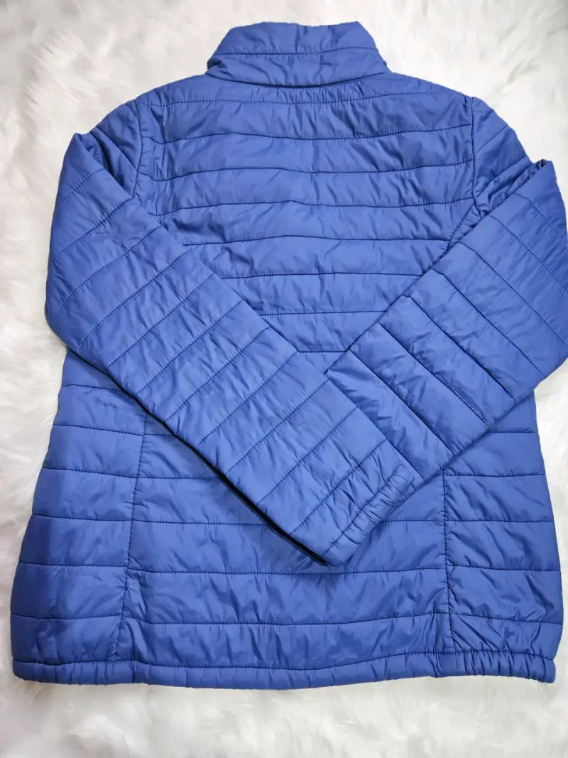 Chaqueta acolchada azul para mujer - 2