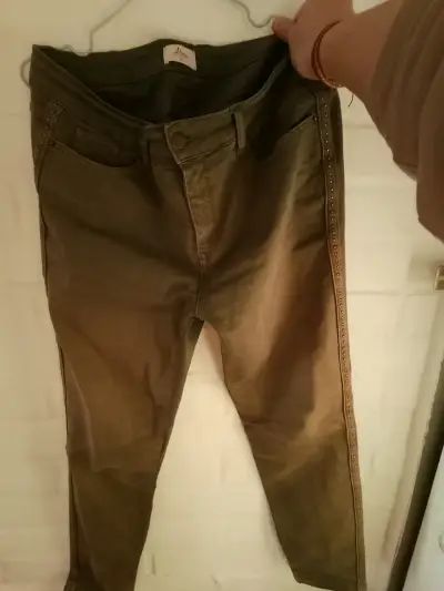 Pantalones negros casuales para mujer - miniatura 5