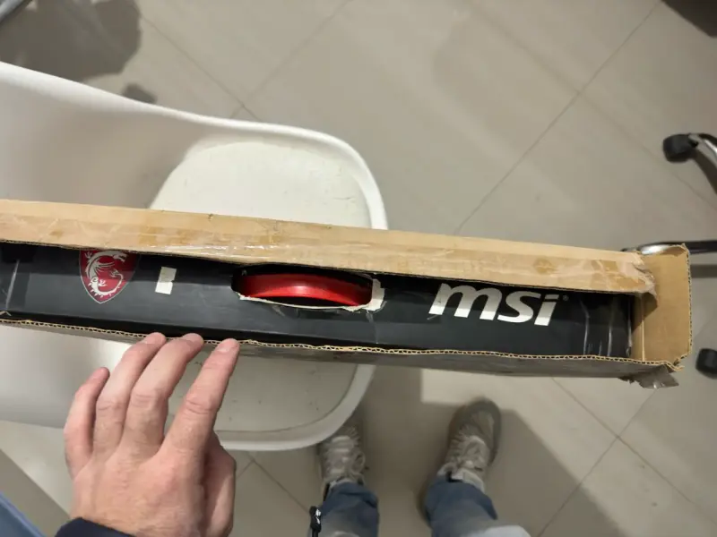 Laptop MSI GT72 Dominator Pro para gaming - 3