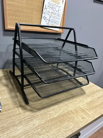 Organizador de escritorio metálico negro - miniatura 2