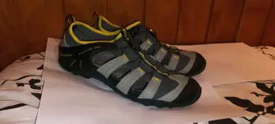 Sandalias deportivas Guante Pro gris y amarillo - miniatura 1