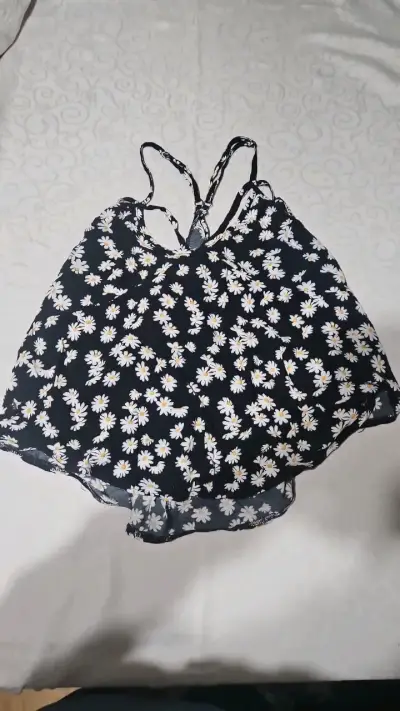 Blusa de tirantes con estampado floral - miniatura 1