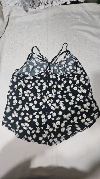 Blusa de tirantes con estampado floral - miniatura 2