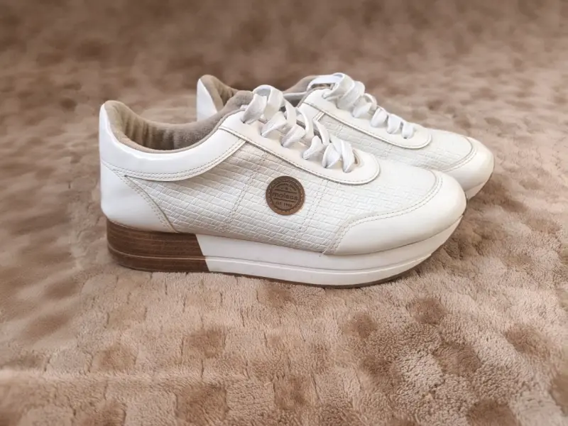 Zapatillas deportivas blancas de cuero - 3