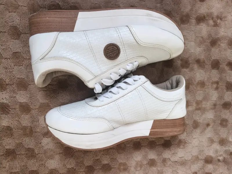 Zapatillas deportivas blancas de cuero - 4