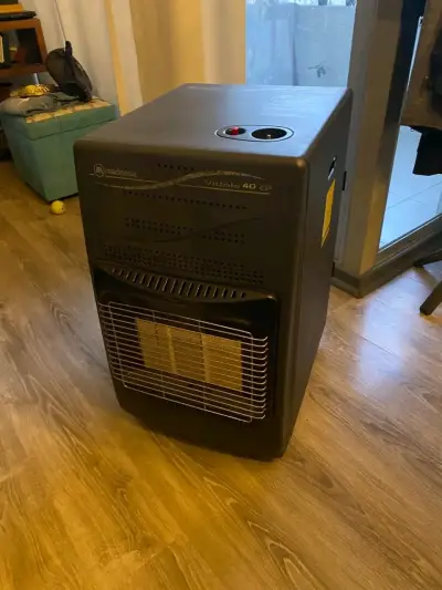 Estufa a gas Mademsa Vitale 40 CP - miniatura 1