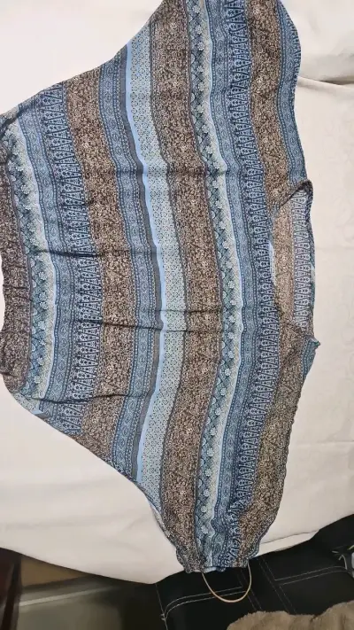 Blusa bohemia estampada azul y marrón - miniatura 1