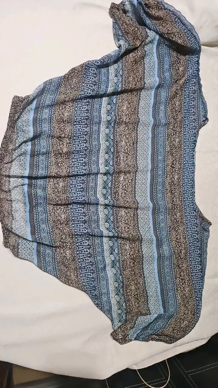 Blusa bohemia estampada azul y marrón - 2