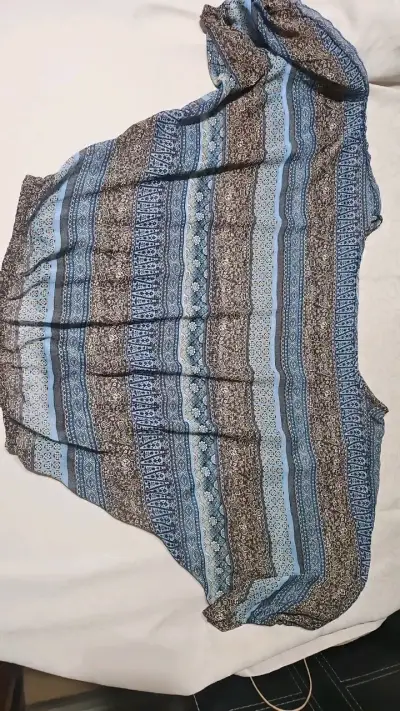 Blusa bohemia estampada azul y marrón - miniatura 2