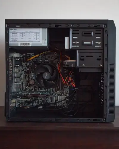 DeskTop Gear (Ryzen 5) (Impecable + Mantenimiento) - miniatura 5