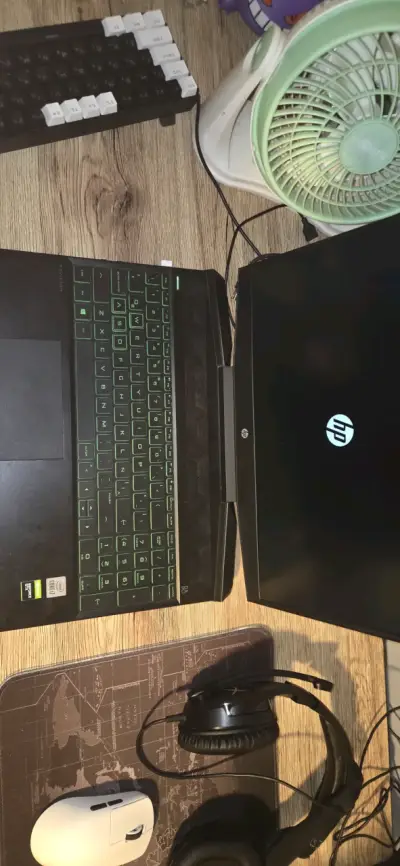 Laptop HP Pavilion Gaming 15.6 pulgadas - miniatura 4