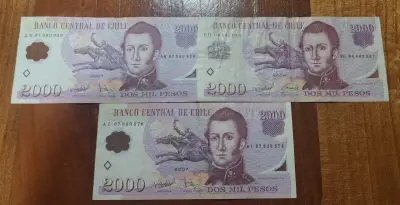 Lote de billetes antiguos de 1000 pesos chilenos - miniatura 2
