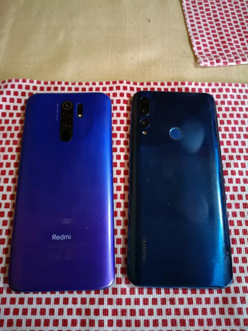Se venden 2 celulares - 3