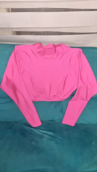 Polera manga larga rosada para mujer - miniatura 2