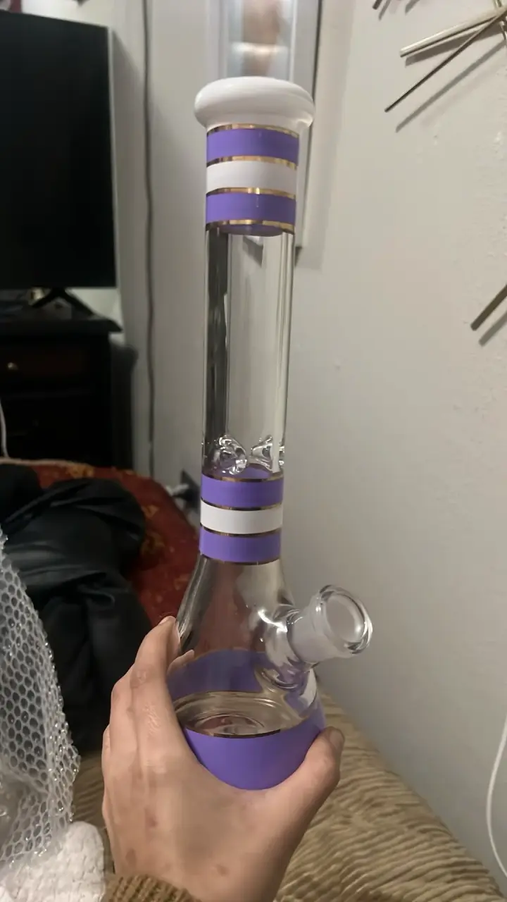 Bong de vidrio con diseño morado y blanco - 2