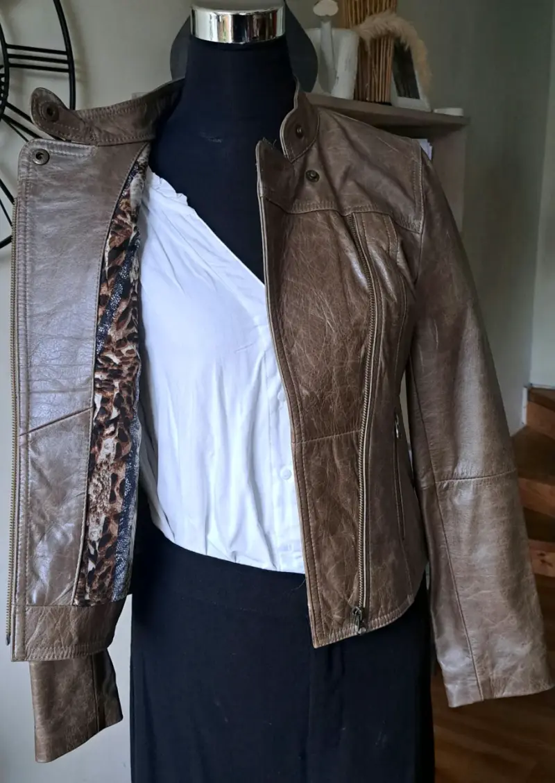 Chaqueta de cuero marrón para mujer - 4