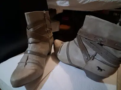 Botines de cuero beige con cierre lateral - miniatura 3