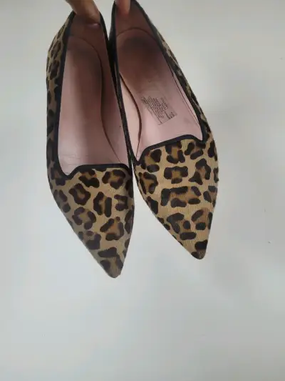 Zapatos de tacón animal print elegantes - miniatura 2