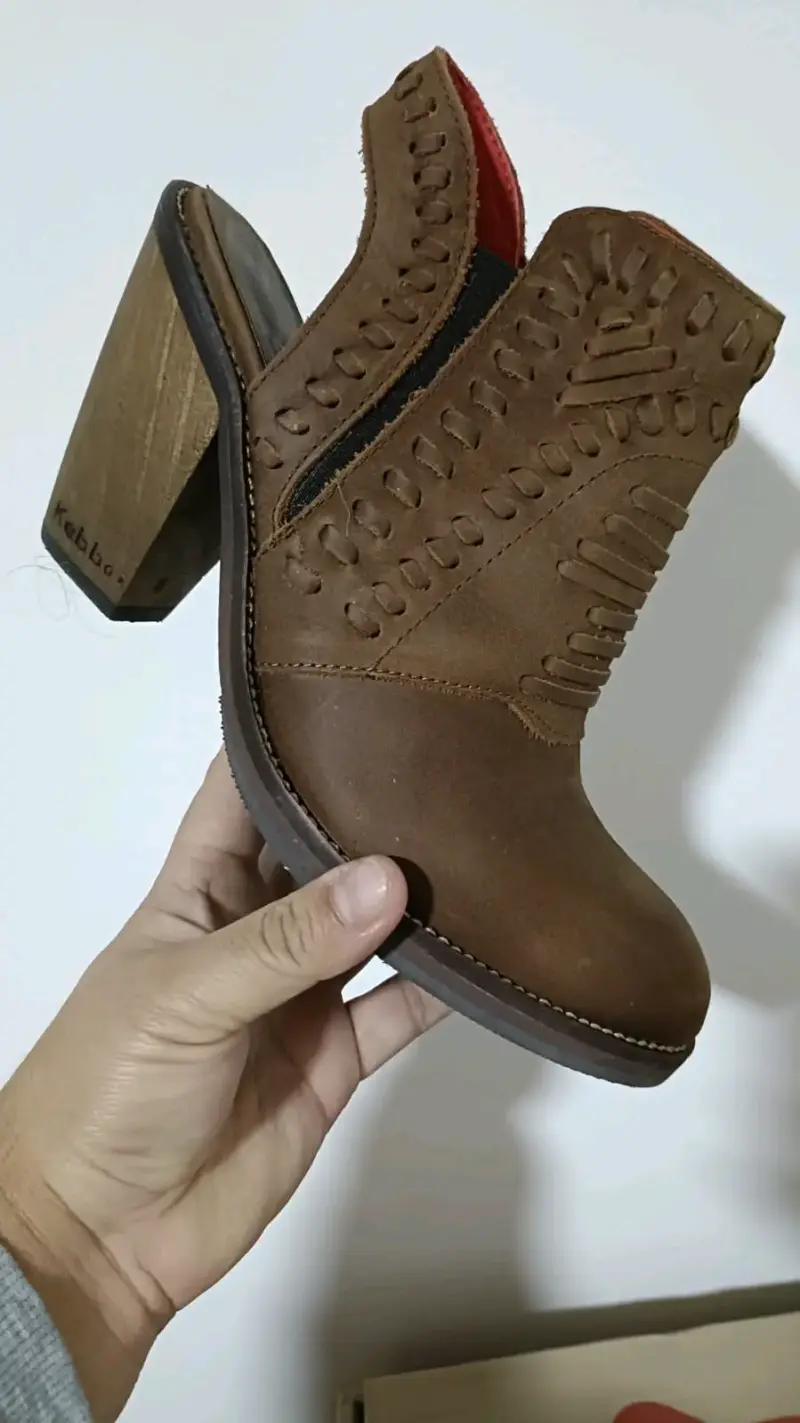 Botines de cuero marrón con tacón Kebba