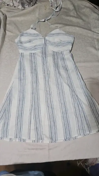 Vestido de verano a rayas blanco y azul - miniatura 1